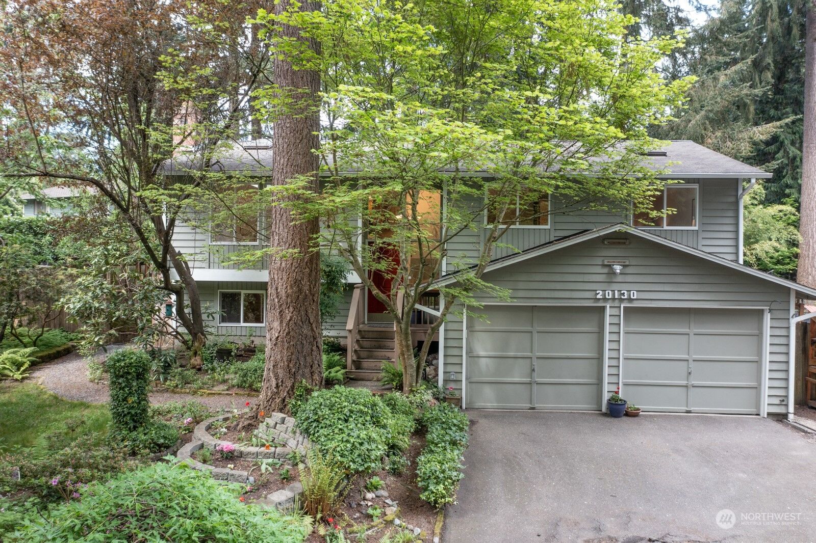 Property Photo: 20130 81st Avenue W WA 98026