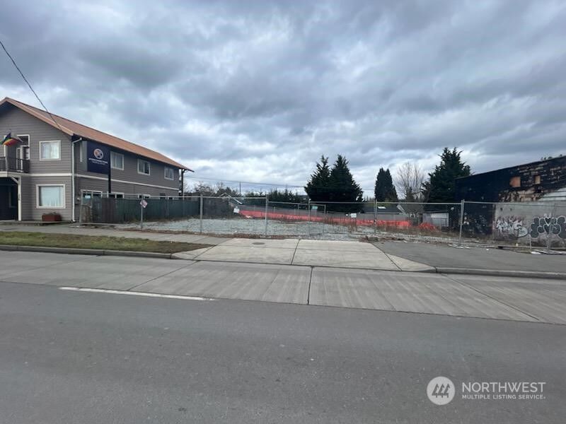 Property Photo:  326 -330 NW 85th Street  WA 98117 